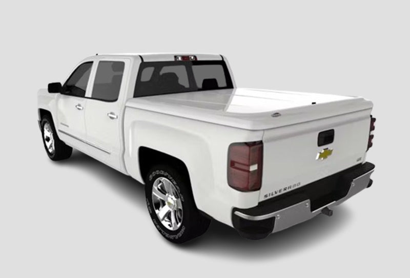 UnderCover 16-18 Chevy/GMC Silverado/Sierra 68.4in Fusion Bed Cover - Abalone White