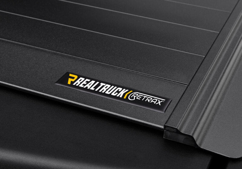Retrax 14-up Chevy/GMC Long Bed / 15-up 2500/3500 (Wide RETRAX Rail) RetraxPRO MX