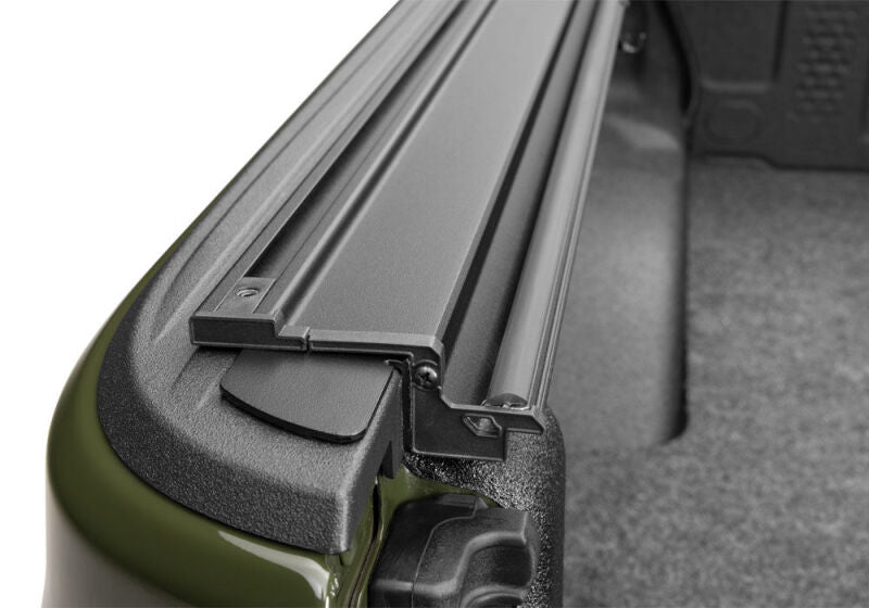 BAK 20-26 GM Silverado/Sierra 2500/3500 HD 8.2ft Bed BAKFlip MX4 TS