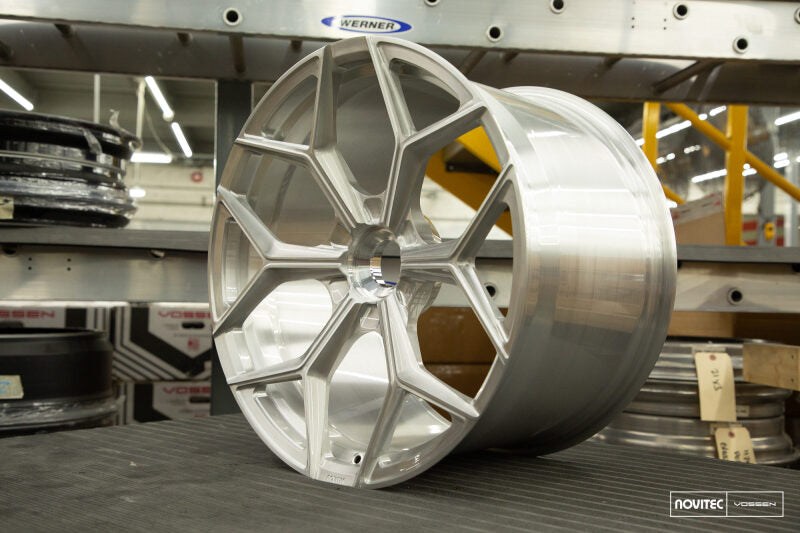 Vossen x Novitec NL4-Cl 21x13 ET:57 Brushed - Gloss Clear Lamborghini Aventador Rear Wheel