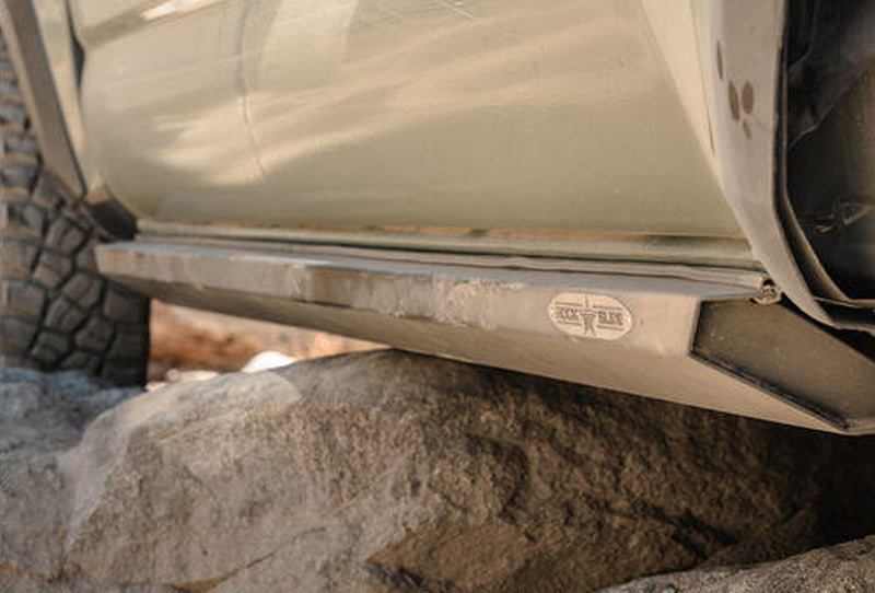 Rock Slide Engineering 05-23 Toyota Tacoma Black Powdercoat Rock Sliders