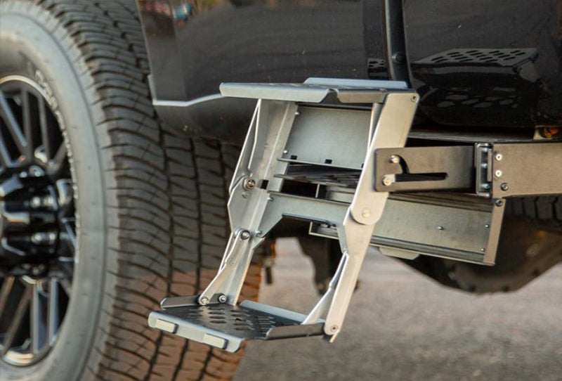 Rock Slide Engineering 17-22 Ford F-250 Super Duty R-STEP 9In Wide Bedstep Attachment Bracket Driver