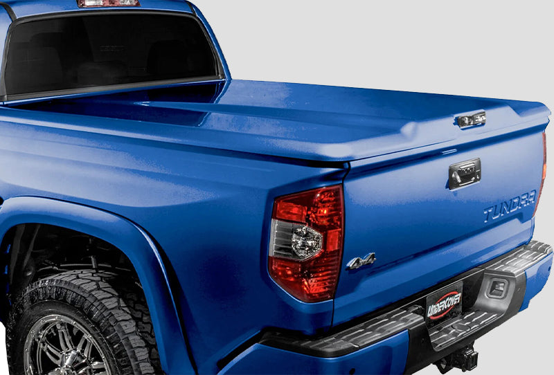 UnderCover 18-19 Toyota Tundra 78in Fusion Bed Cover - Calvary Blue