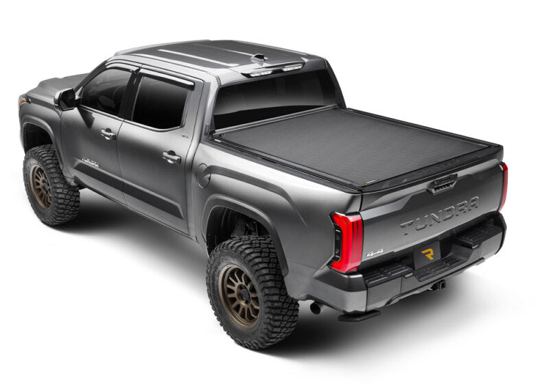 BAK 07-21 Toyota Tundra W/ OE Track System 5ft 7in Bed Revolver X4ts Bed Cover