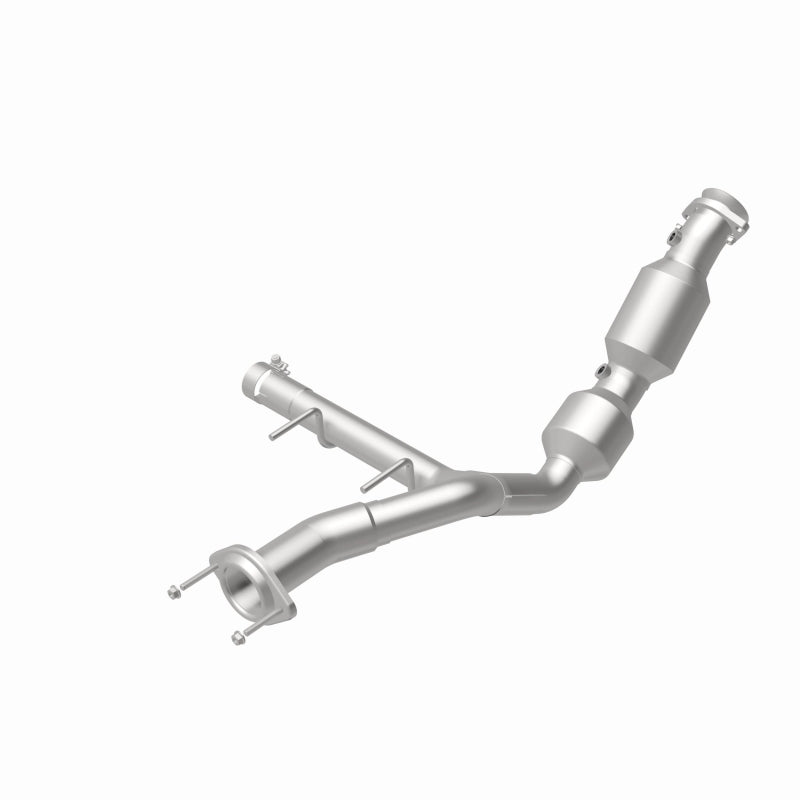 Magnaflow 21-23 Ford F-150 3.5L Right Underbody Direct Fit Converter