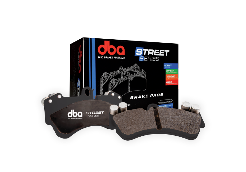 DBA 15-17 Mercedes-Benz CLS400 4Matic AWD (4 Piston Caliper) Front Street Series Brake Pads