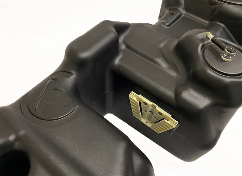 Titan Fuel Tanks 17-19 Ford F-250 55 Gal. Extra HD Cross-Linked PE XXL Mid-Ship Tank - Crew Cab SB